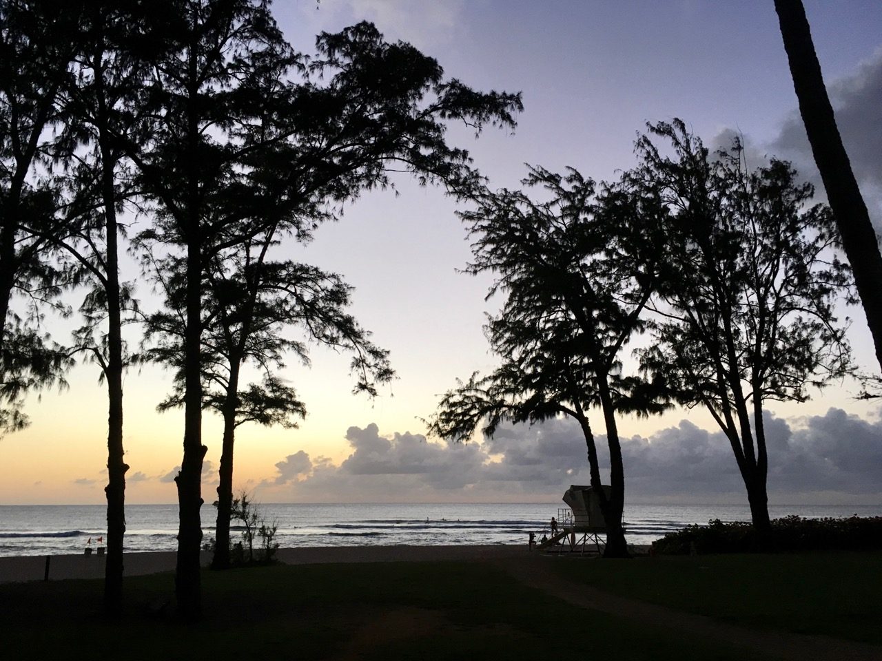 Sunset on the north shore of Hawaii, Oahu, Haleiwa